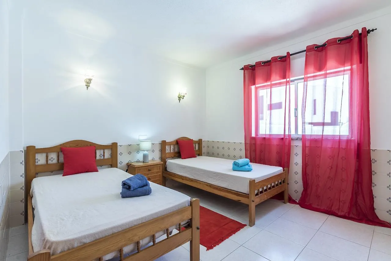 Villa Mar With Private Pool Albufeira