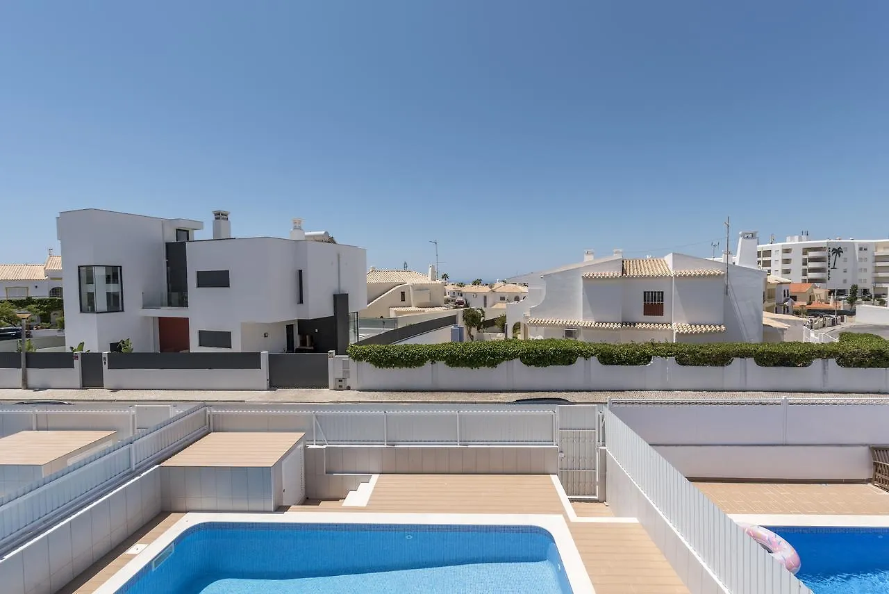 Villa Mar With Private Pool Albufeira